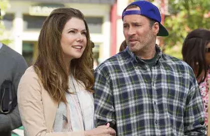 <p>Scott Patterson v roli Luka Danese v seriálu Gilmorova děvčata</p>
