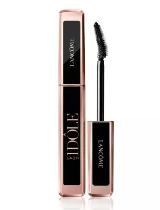 <p>Objemová řasenka Lash Idôle, Lancôme (695 Kč)</p>

