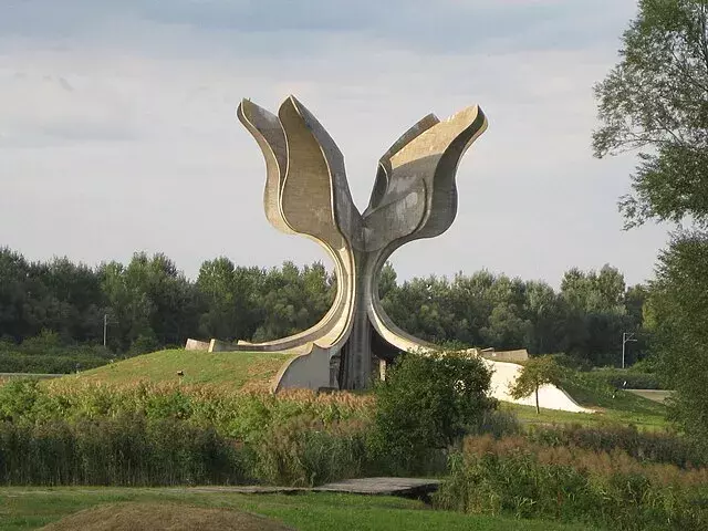 <p>Chorvatský koncentrační tábor Jasenovac, přezdívaná také balkánská Osvětim</p>
