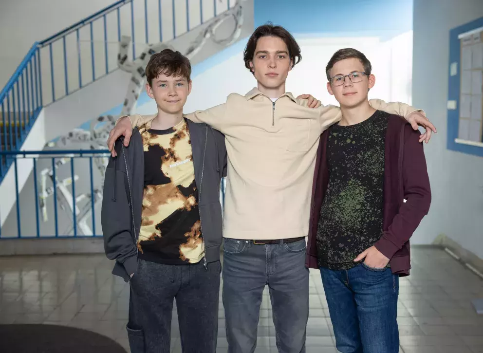 <p>Nekonečný seriál Ulice sleduje dramatické osudy několika rodin žijících v sousedství</p>
