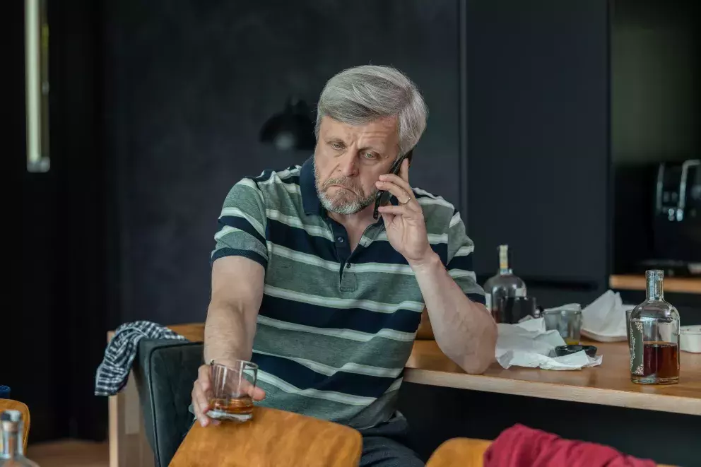 <p>Nekonečný seriál Ulice sleduje dramatické osudy několika rodin žijících v sousedství</p>
