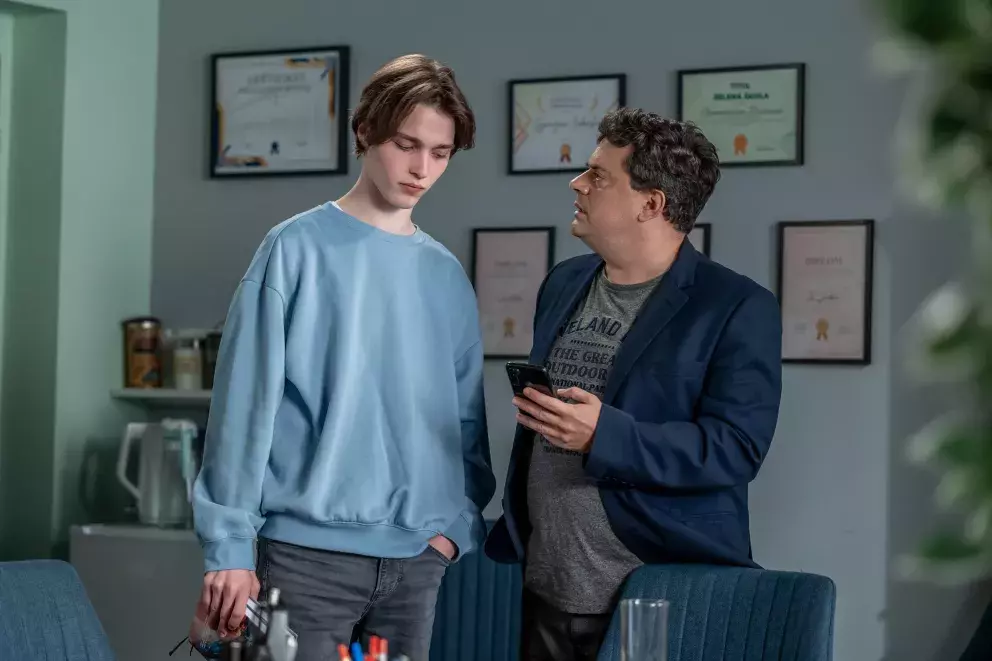 <p>Nekonečný seriál Ulice sleduje dramatické osudy několika rodin žijících v sousedství</p>
