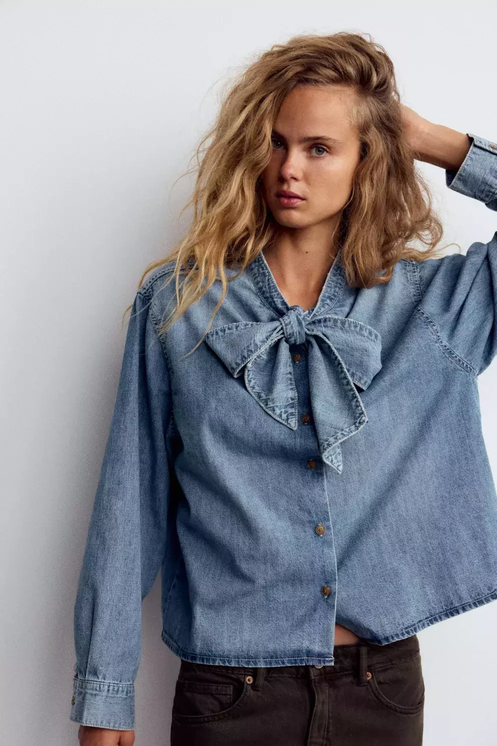 <p>Halenka Zara, 849 Kč</p>
