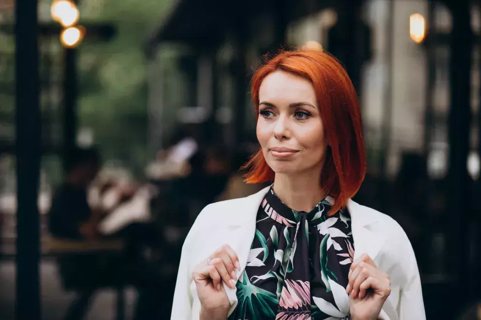 <p>S diamantovým obličejem byste neměli nosit pěšinku uprostřed. Opticky ještě více prodlužuje čelo.</p>
