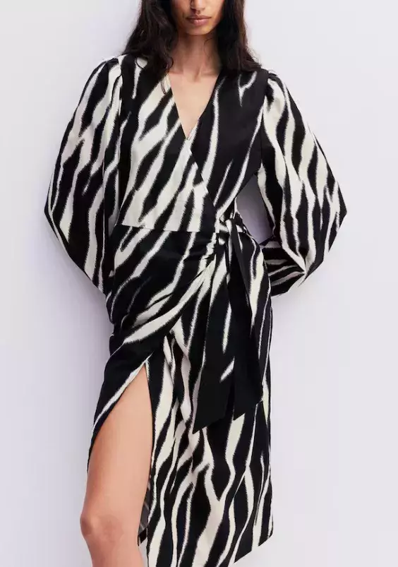 Bavlněné zavinovací šaty, H&M, 959 Kč