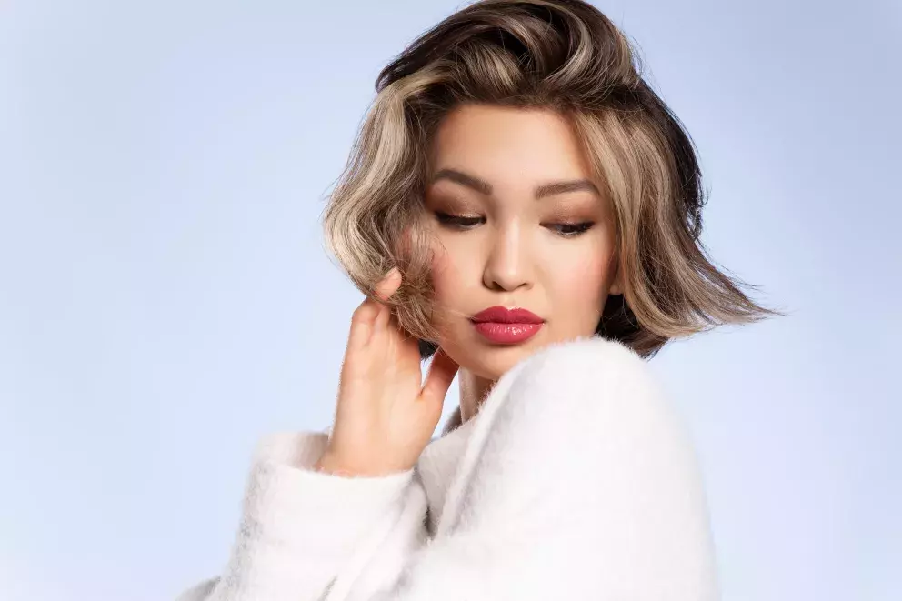 <p>Další výhodou Butterfly Bobu je to, že se hodí pro různé typy vlasů. Pro ty, kdo mají jemnější vlasy, je vrstvení skvělým způsobem, jak dosáhnout většího objemu.</p>
