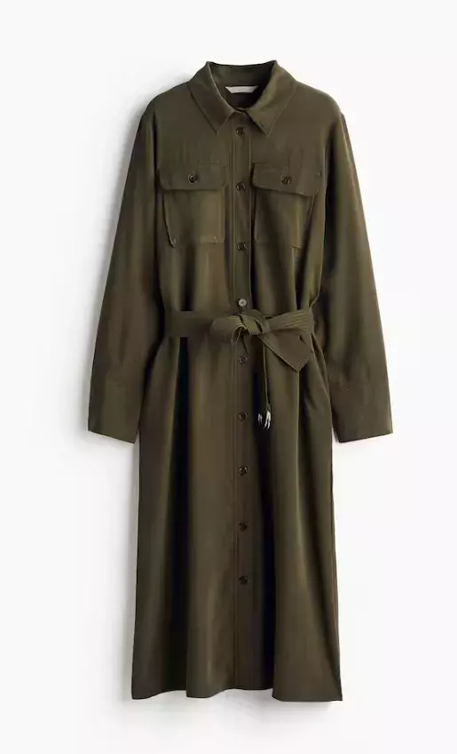 Košilové šaty s páskem, H&M, 959 Kč