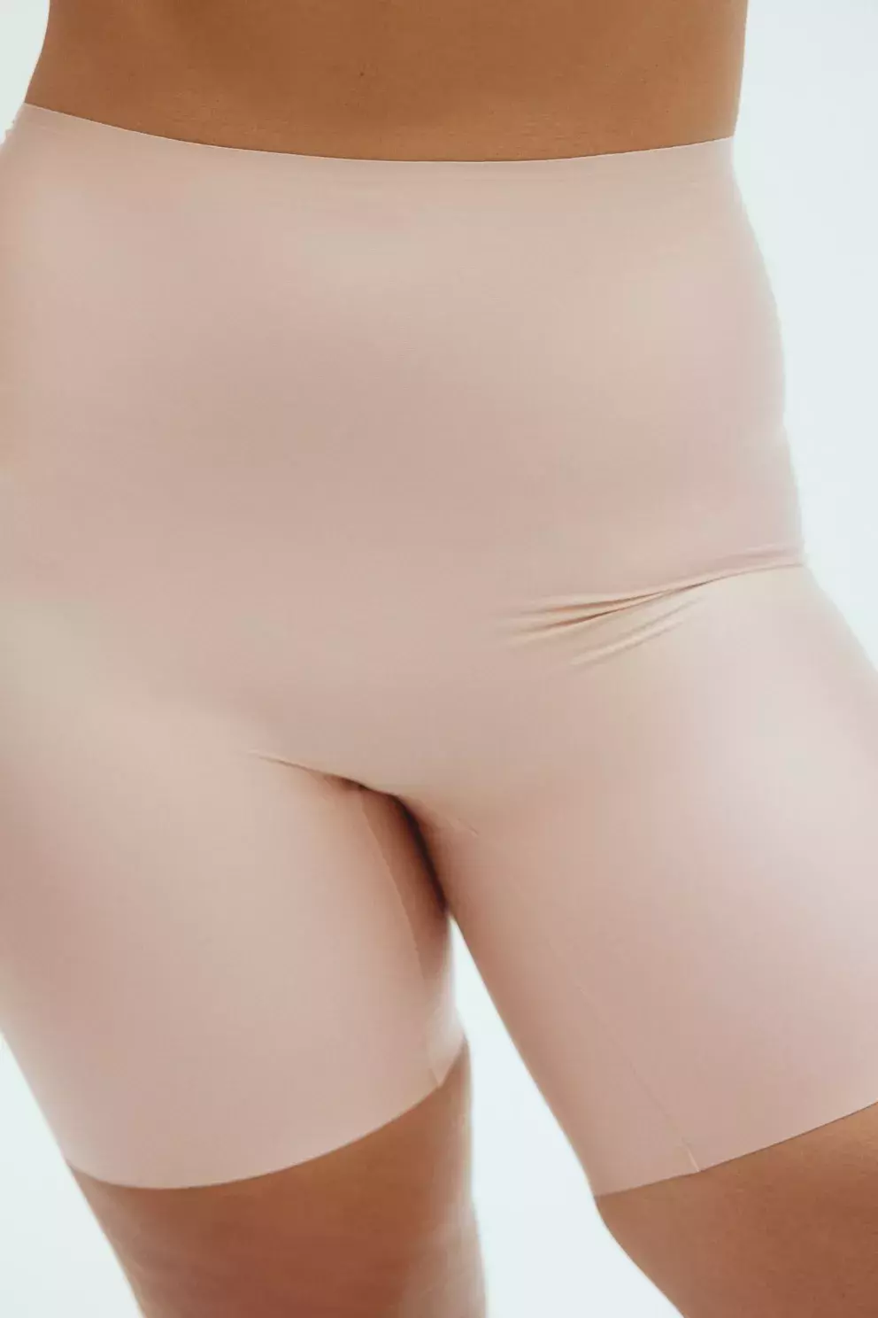 Neviditelné tvarující šortky, 2 ks, H&M, 549 Kč