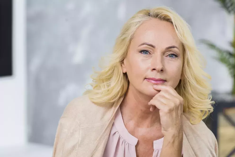 <p>Je lepší volit měkčí, teplejší odstíny, které dodají rysům měkkost a svěžest.</p>
