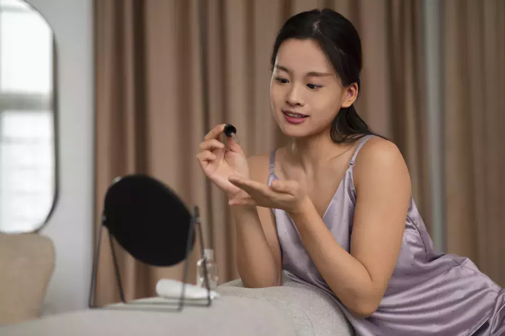 <p>Korejky jsou známé svou zářivou a mladistvou pokožkou, což z velké části přisuzují dlouholeté tradici a důkladně promyšleným kosmetickým rituálům.</p>
