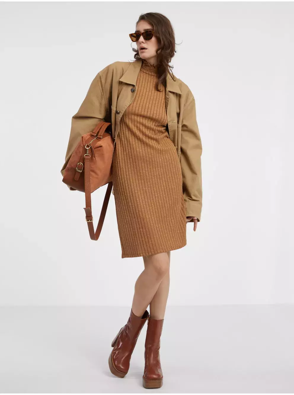 Hnědé dámské svetrové šaty