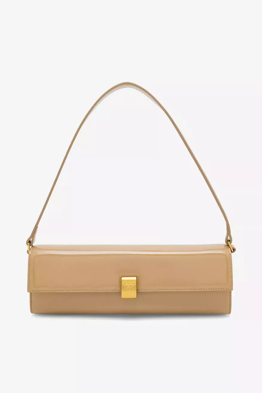 Zkombinujte trendy kabelky s podzimními a zimními outfity