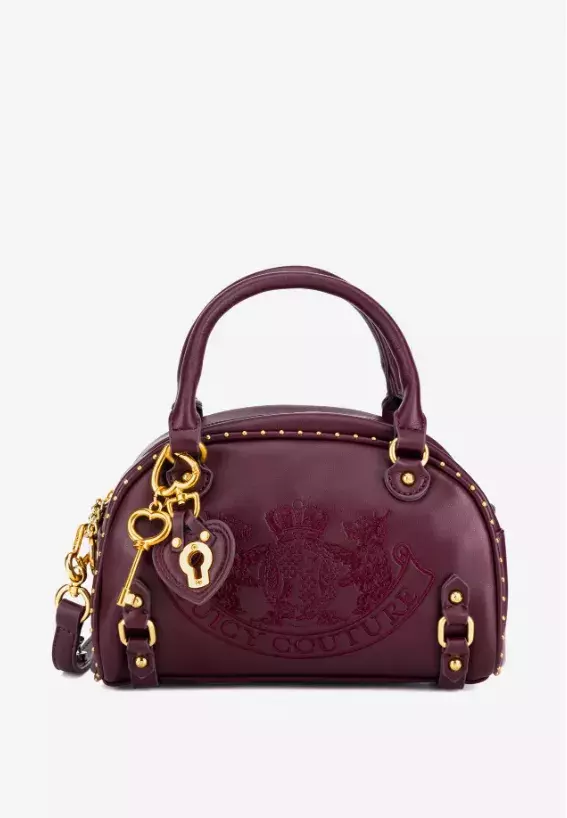 Zkombinujte trendy kabelky s podzimními a zimními outfity