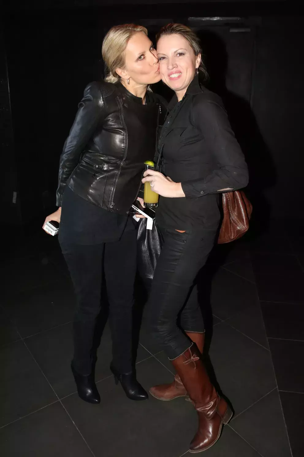 Simona Krainová se sestrou