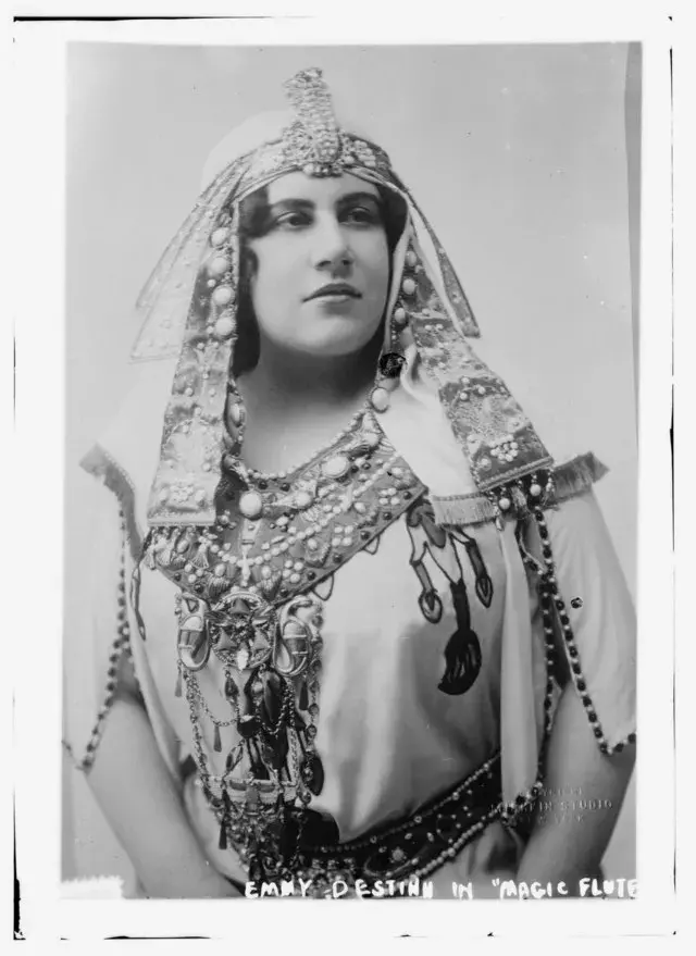 <p>Ema Destinnová</p>
