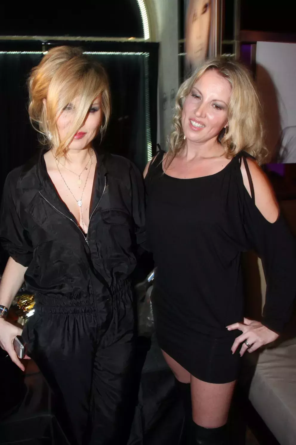 Simona Krainová se sestrou