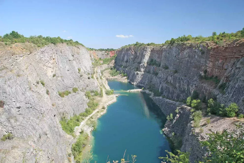 Lom Velká Amerika na Berounsku