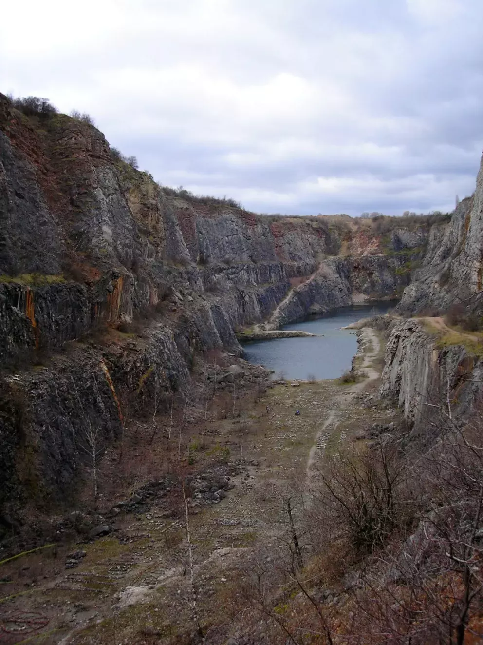 Lom Velká Amerika na Berounsku
