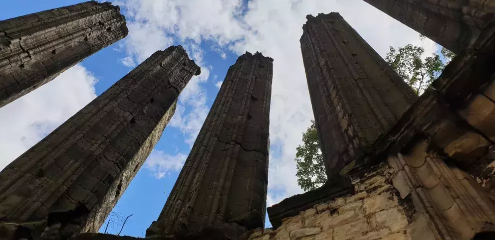 Nedostavěný chrám v Panenském Týnci