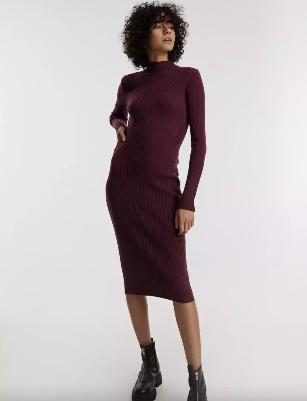 Basic šaty, Burgundská Červeň