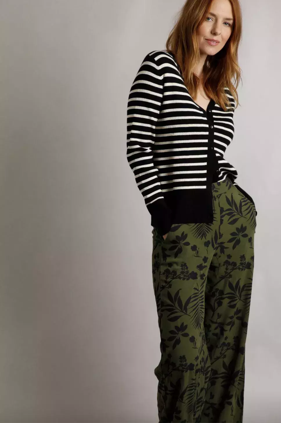 volné kalhoty do zelena