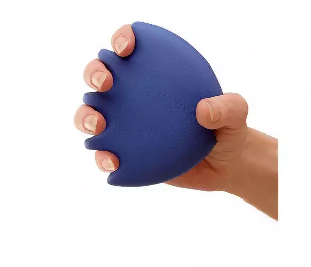 pomůcka k posilování prstů