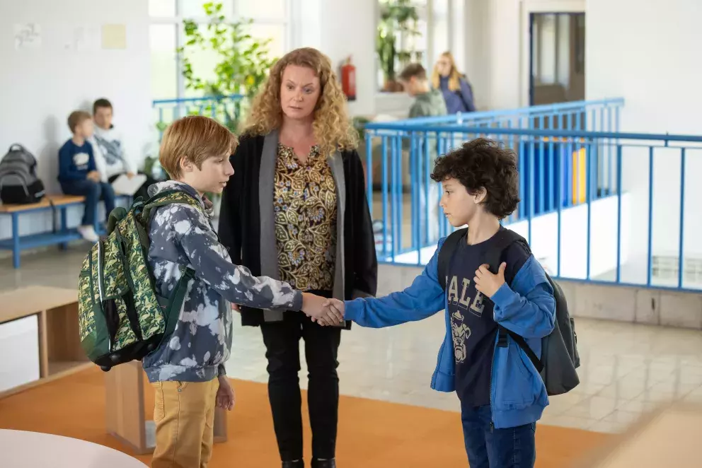 Foto 12 k článku Seriál Ulice: Nad Soňou se stahují mračna, zrada přijde i ze záhrobí a v roli advokátky se objeví šéfkuchařka Chili Ta 