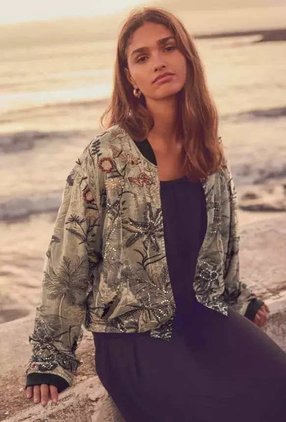 Bomber se vzorem, Next, 2 475 Kč