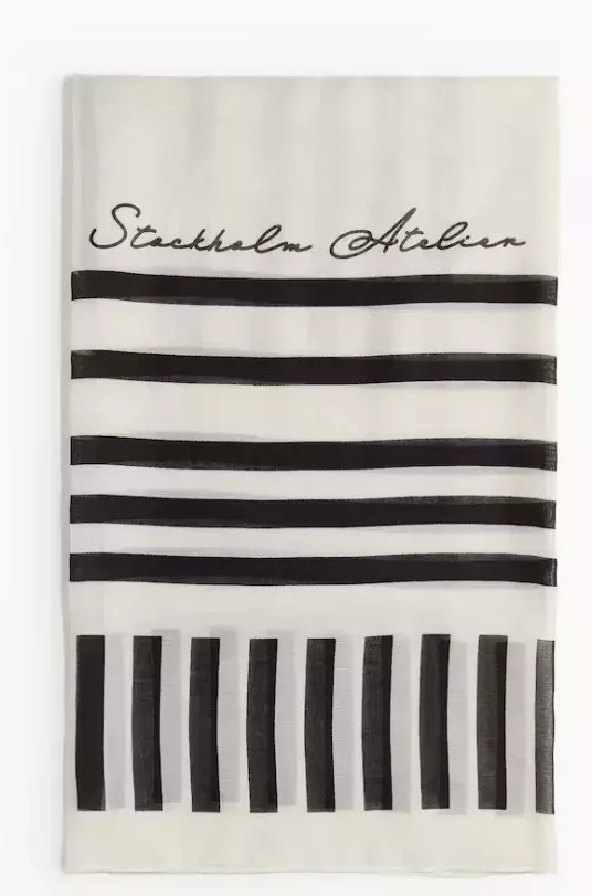 Rozměrný šátek s potiskem, H&M, 429 Kč