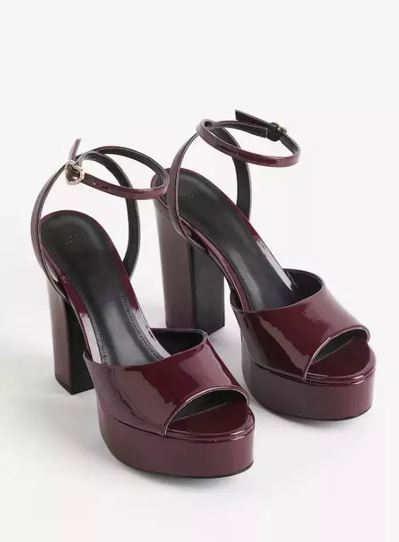 Sandálky na platformě s podpatkem, H&M, 749 Kč