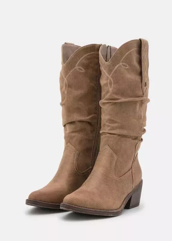 Vyšívané kovbojské boty, mtng, 1 850 Kč