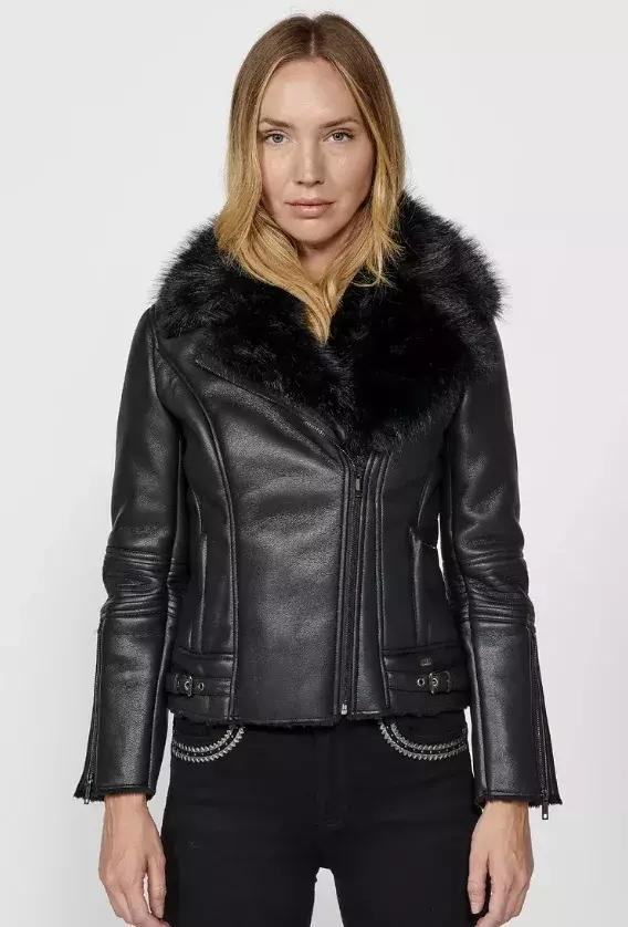 Bunda z umělé kůže s kožešinou, Koroshi, 2 299 Kč