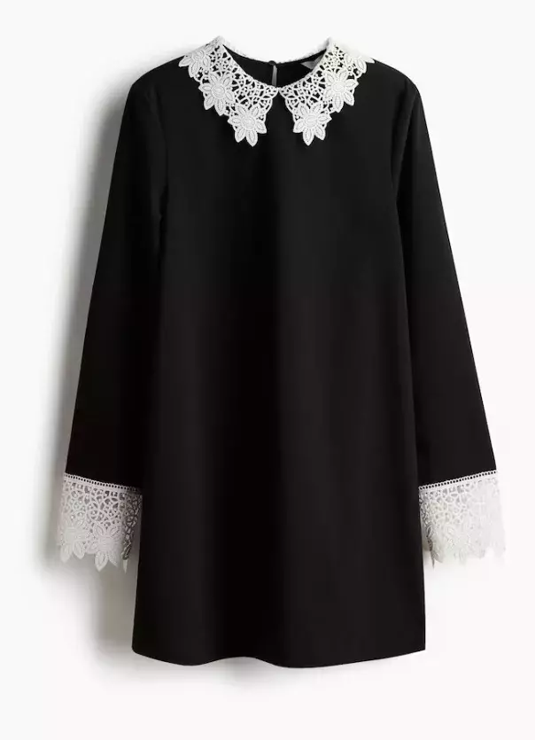 Šaty s krajkovými detaily, H&M, 1 199 Kč