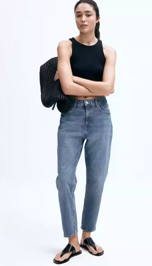 Slim mom jeans, H&M, 479 Kč