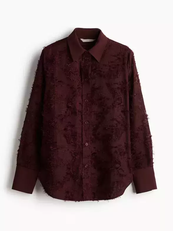 Bordó košile ze strukturované tkaniny, H&M, 599 Kč