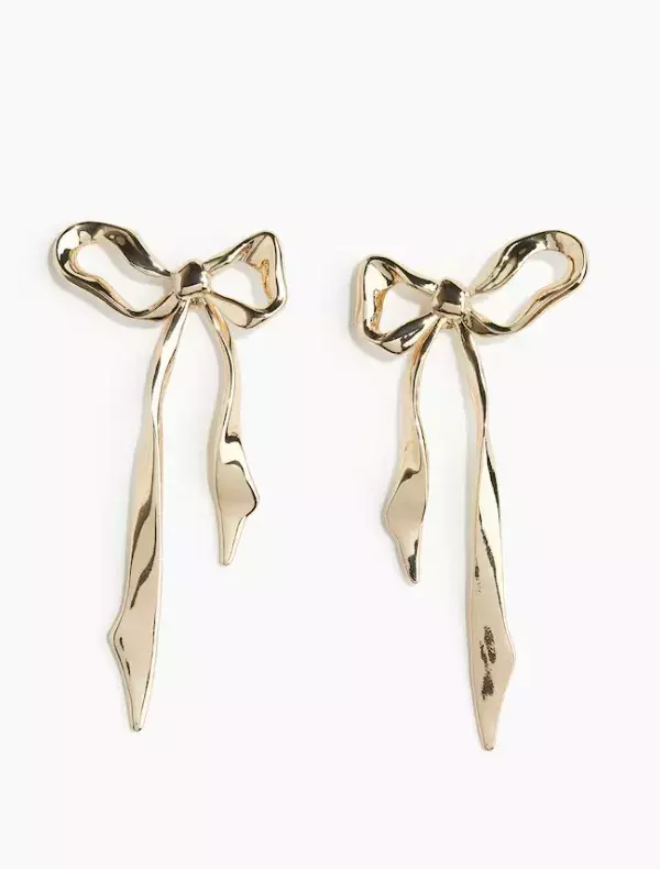 Náušnice ve tvaru mašličky, H&M, 359 Kč