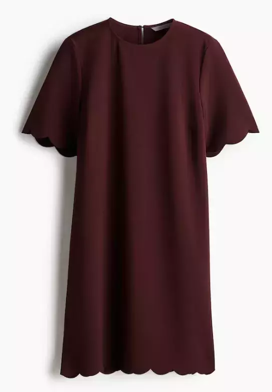 Šaty s vroubkovanými lemy, H&M, 719 Kč