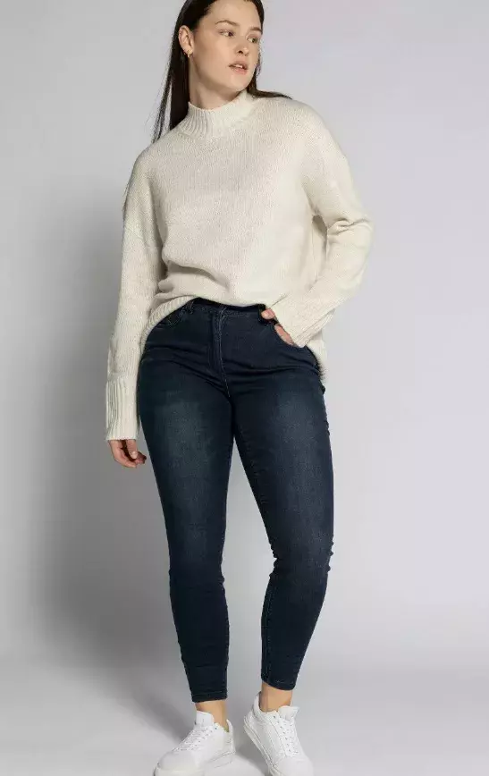 Přiléhavé džíny, Studio Untold, 1 299 Kč