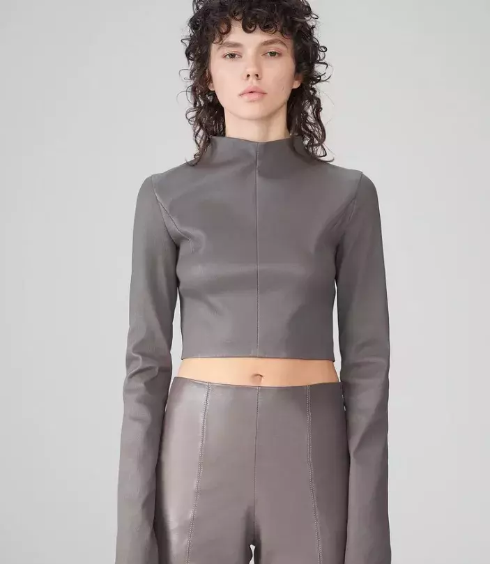 Futuristická blůza, Vespucci, 11 155 Kč