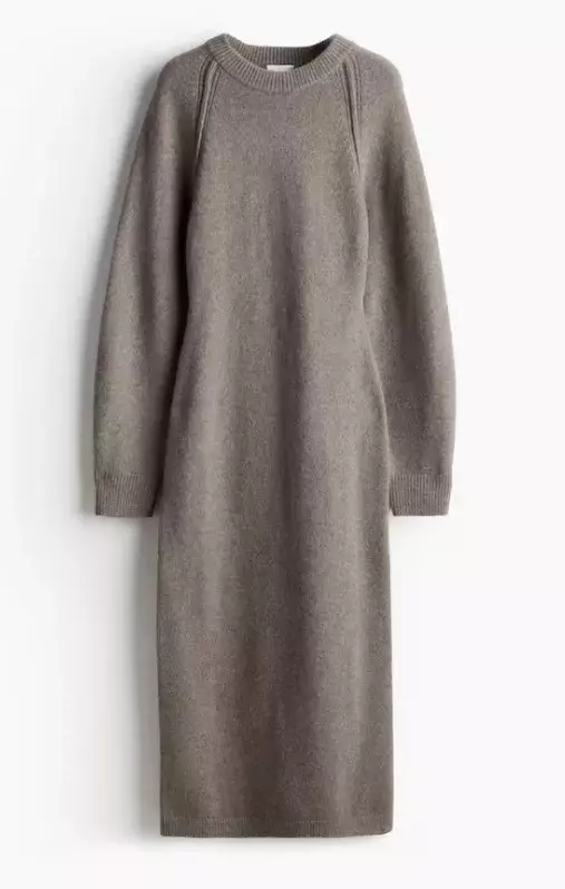 Pletené šaty, H&M, 768 Kč