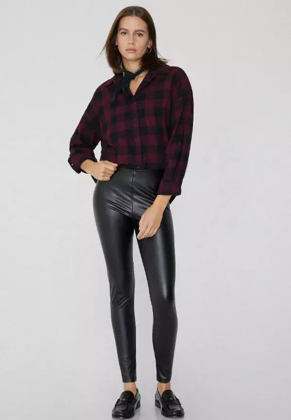 Bordó košile, Tezenis, 695 Kč