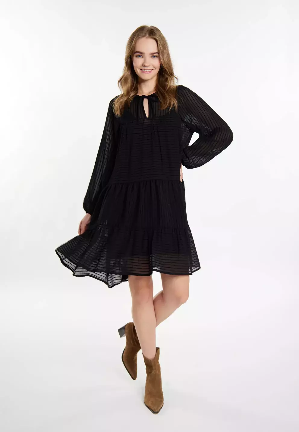 <p>Izia 1945 Kč</p>
