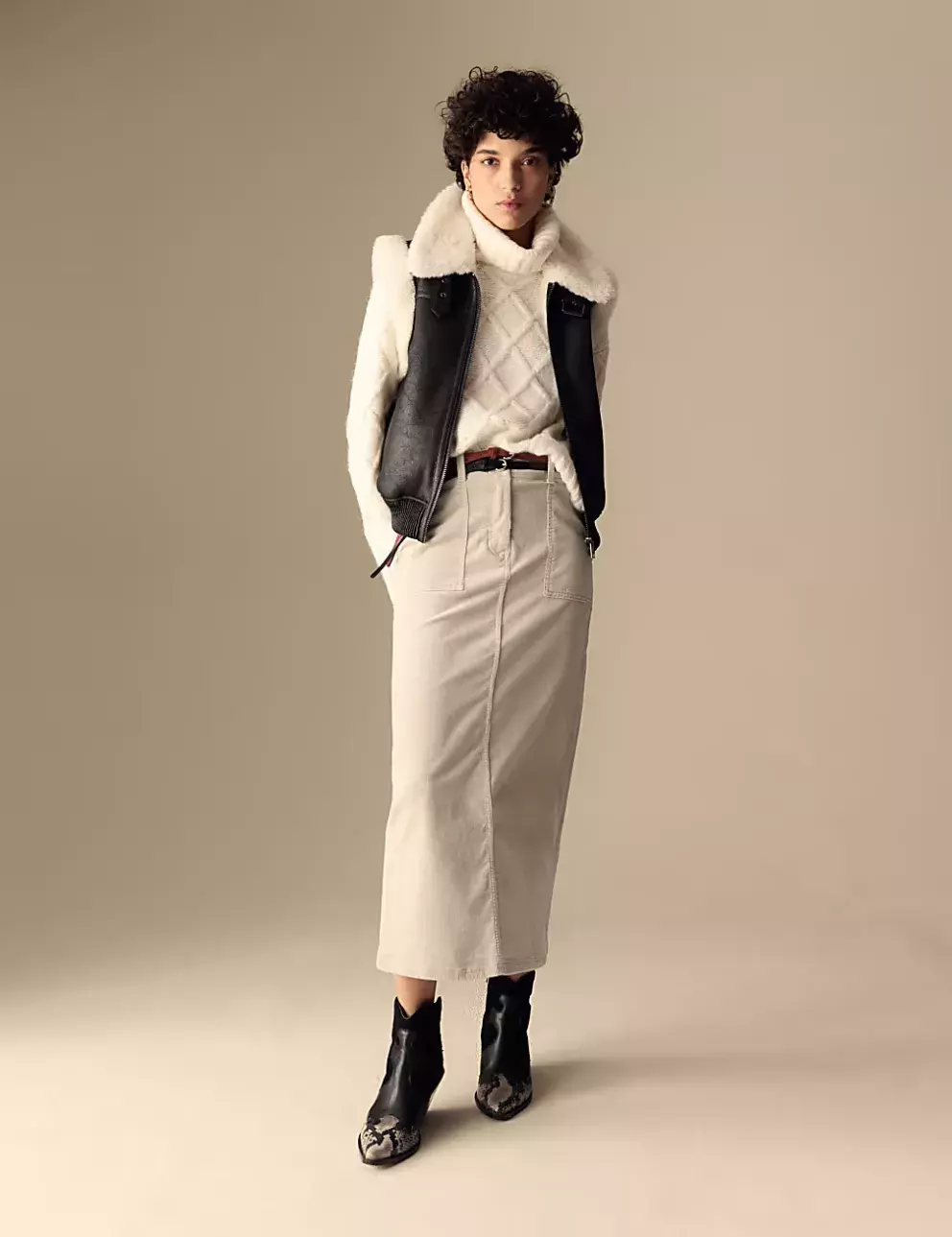 <p>Marks&Spencer 1699 Kč</p>
