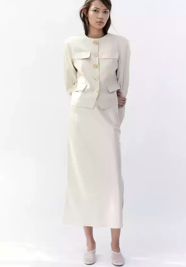 Sukně z krepového saténu, H&M, 839 Kč