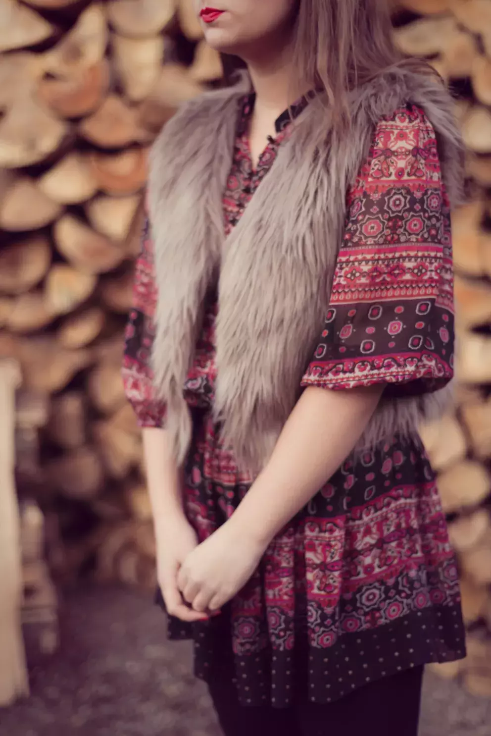 Kontrastní materiály vám dodají na eleganci. 