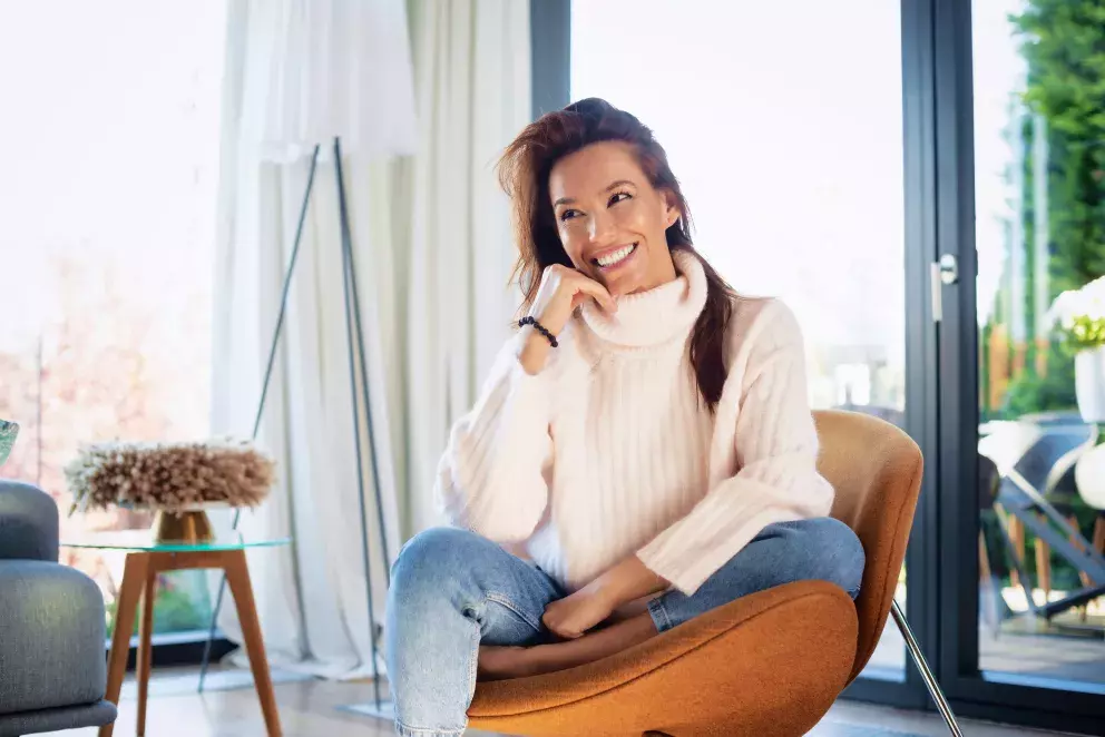 Jste zimomřiví? Sáhněte po svetru s rolákem. 