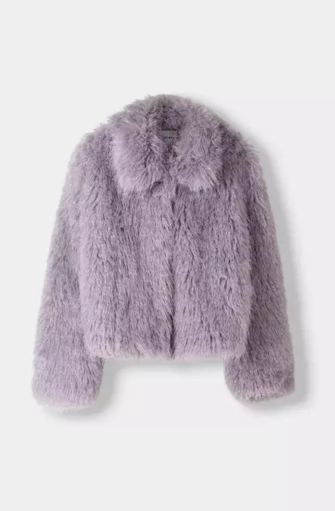 Krátký kožíšek, Bershka, 1 499 Kč