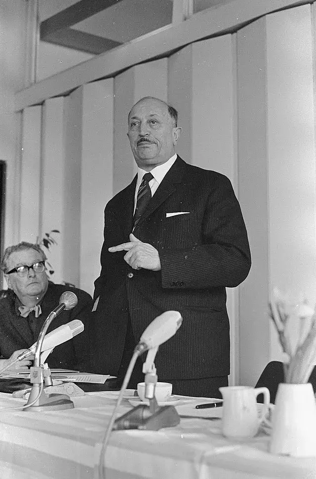 <p>Lovec nacistů Simon Weisenthal</p>
