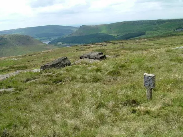 <p>Kousek od tohoto místa pohřbili močáloví vrazi své oběti</p>
