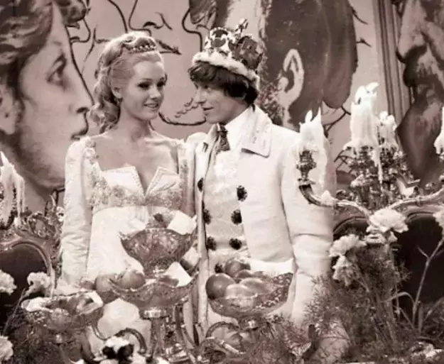 <p>Záběry z kultovní pohádky Šíleně smutná princezna</p>
